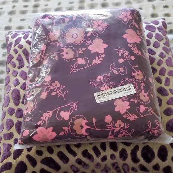 Mandala Queen Size Duvet Cover with Two Pillows - Picture 7 of 8